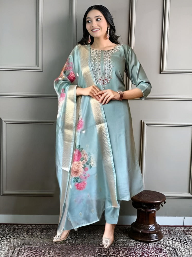Women Olive Kurta, Pant and Dupatta Set